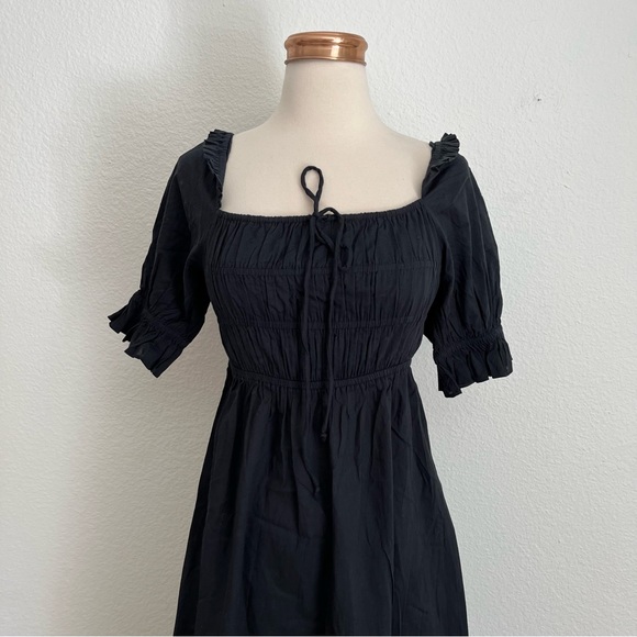 Playa Lucila Romantic Poplin Black Smocked Short Sleeve Midi Puff Sleeve Dress - Picture 10 of 10